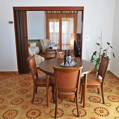 Appartement Zoky *